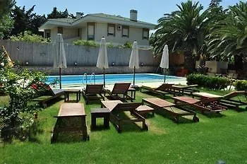 R+ By Cesme