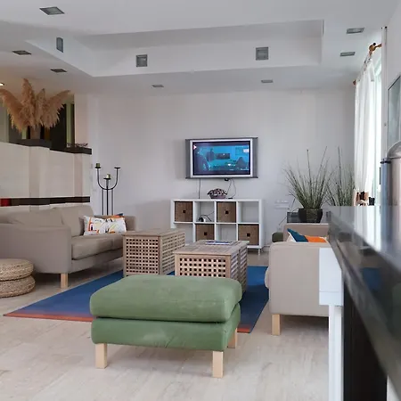 Hotel R+ By Cesme