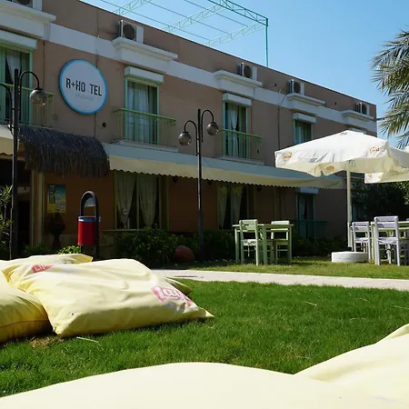 R+ By Hotel 2*